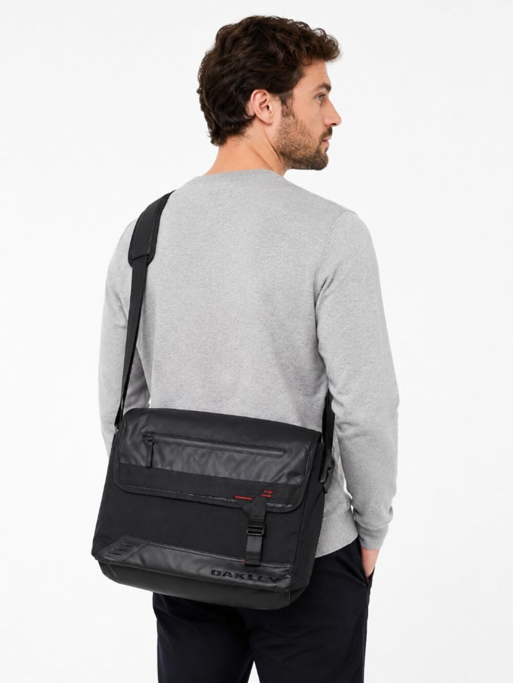 OAKLEY Halifax Courier Messenger Laptop Bag 15L Padded Crossbody Black Unisex